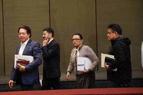Gobierno propone comisión permanente a la CNTE para discutir propuestas