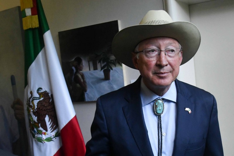 Ken Salazar dice que AMLO temía la información que El Mayo pudiera entregar a EE.UU.