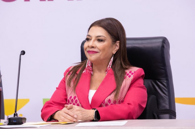 Clara Brugada dialoga con empresarios del Centro Histórico ante protestas de la CNTE