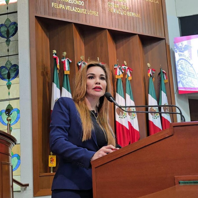 El PRI exigió protección para diputada de Sinaloa: la intimidaron con una corona fúnebre en su casa