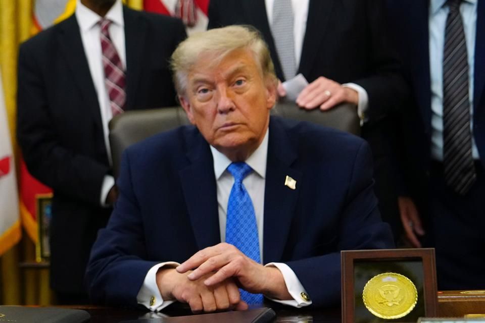Trump asegura que Iran pidió reunión con Estados Unidos en Doha
