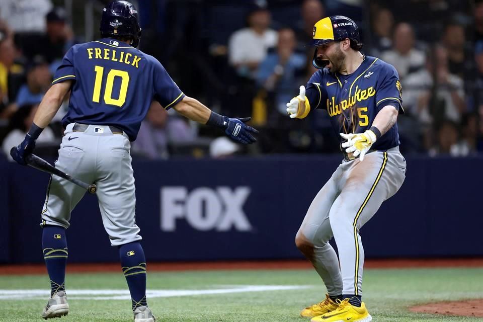 Brewers apalea 10-1 a Rays y queda a un triunfo del título de la Serie Mundial