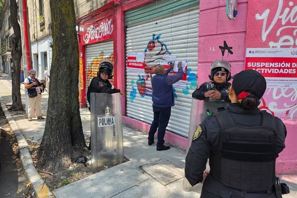 Locales del edificio invadido en Cuauhtémoc son asegurados