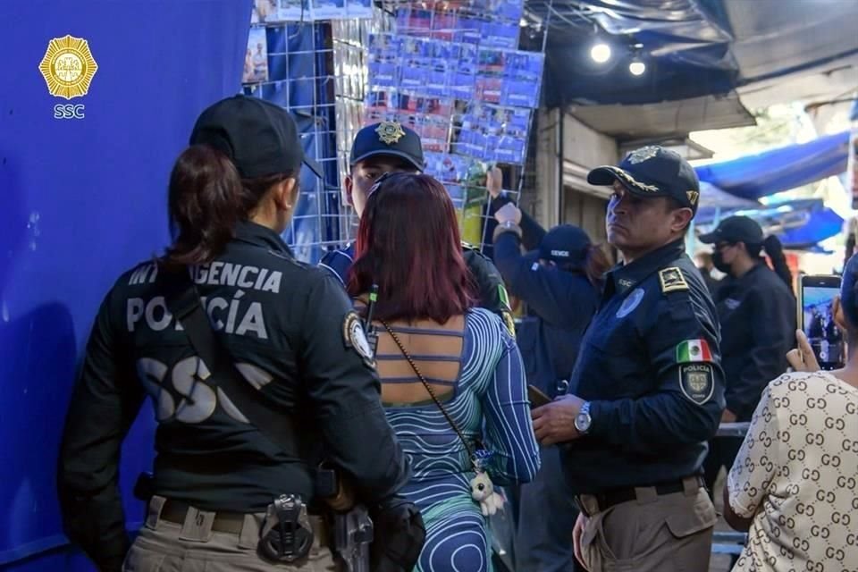 Autoridades decomisan más de 1,000 discos en la alcaldía Miguel Hidalgo