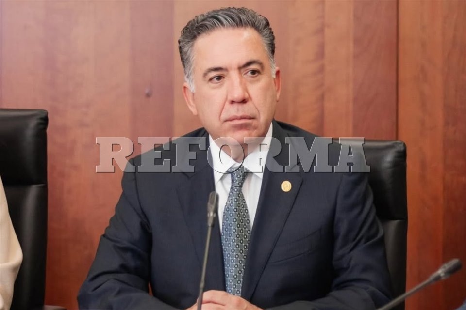 Senador Inzunza se separa de Morena y actuará como independiente