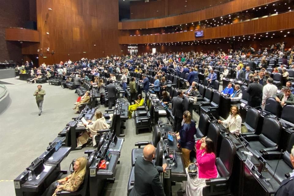 Dejan sin aclarar casi 6 mil millones de pesos de la Cuenta Pública 2024 de AMLO