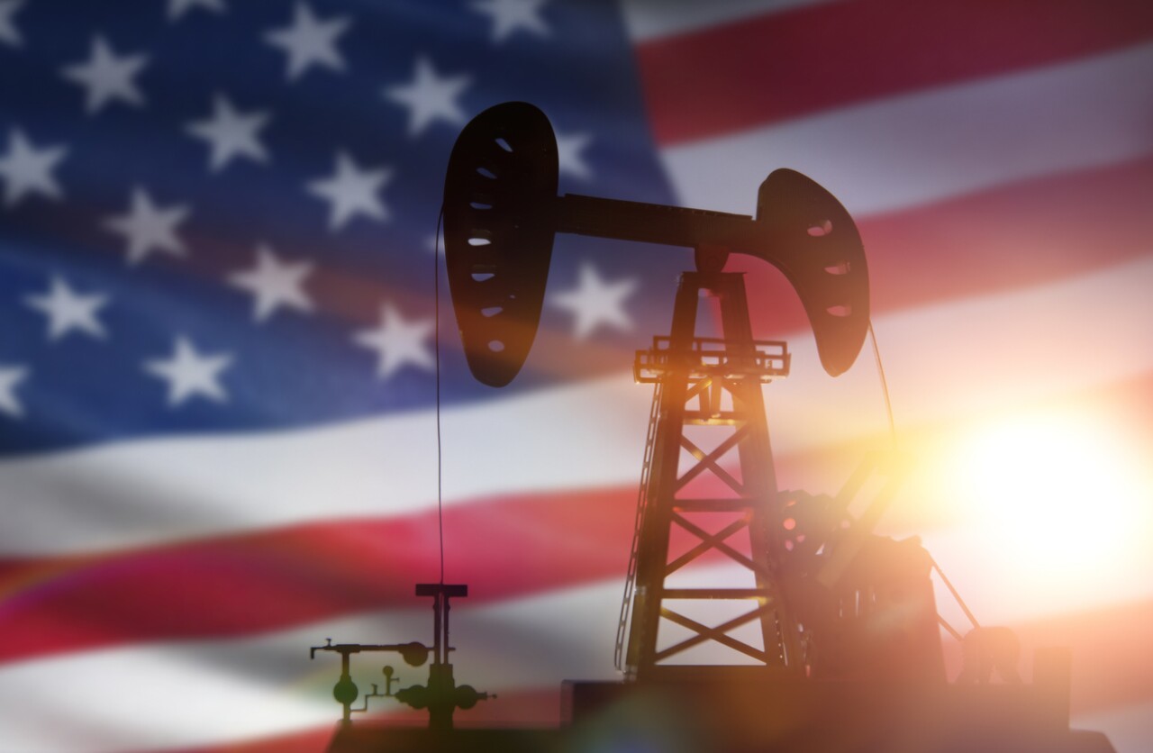 Estados Unidos consume su colchón petrolero: reservas caen 11 millones de barriles