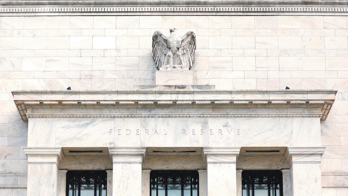 La Fed mantendría intacta su tasa de referencia en julio ante señales mixtas de inflación