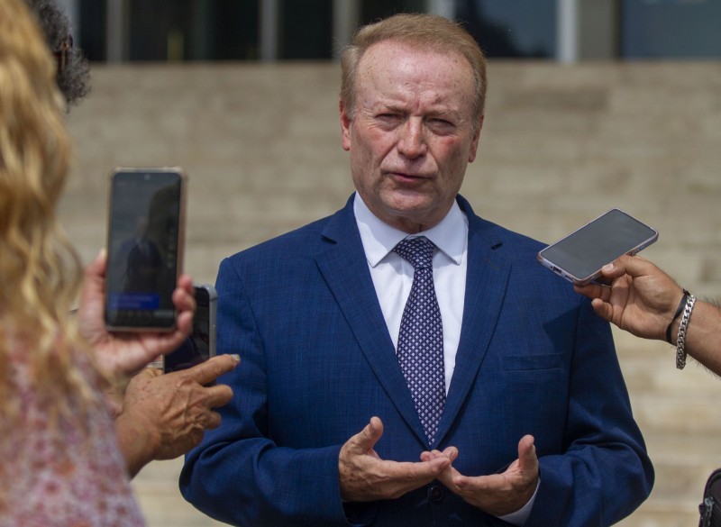 Gilberto Lozano impulsa su candidatura en Nuevo León: busca registro en el PAN y avanza con VIDA NL