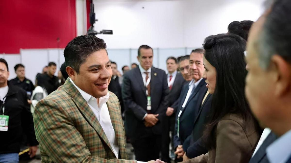 Ricardo Gallardo Cardona prepara su Quinto Informe de Gobierno en Rioverde