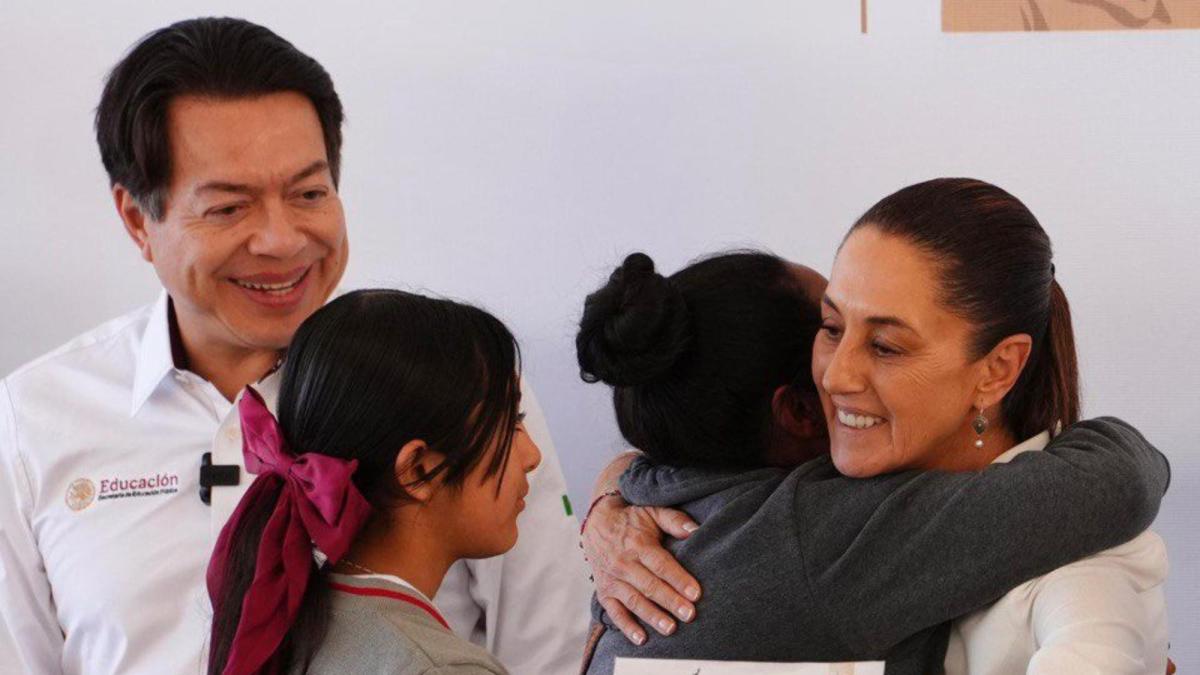 Gobierno federal invierte más de 12 mil millones de pesos en becas educativas para Oaxaca durante dos años