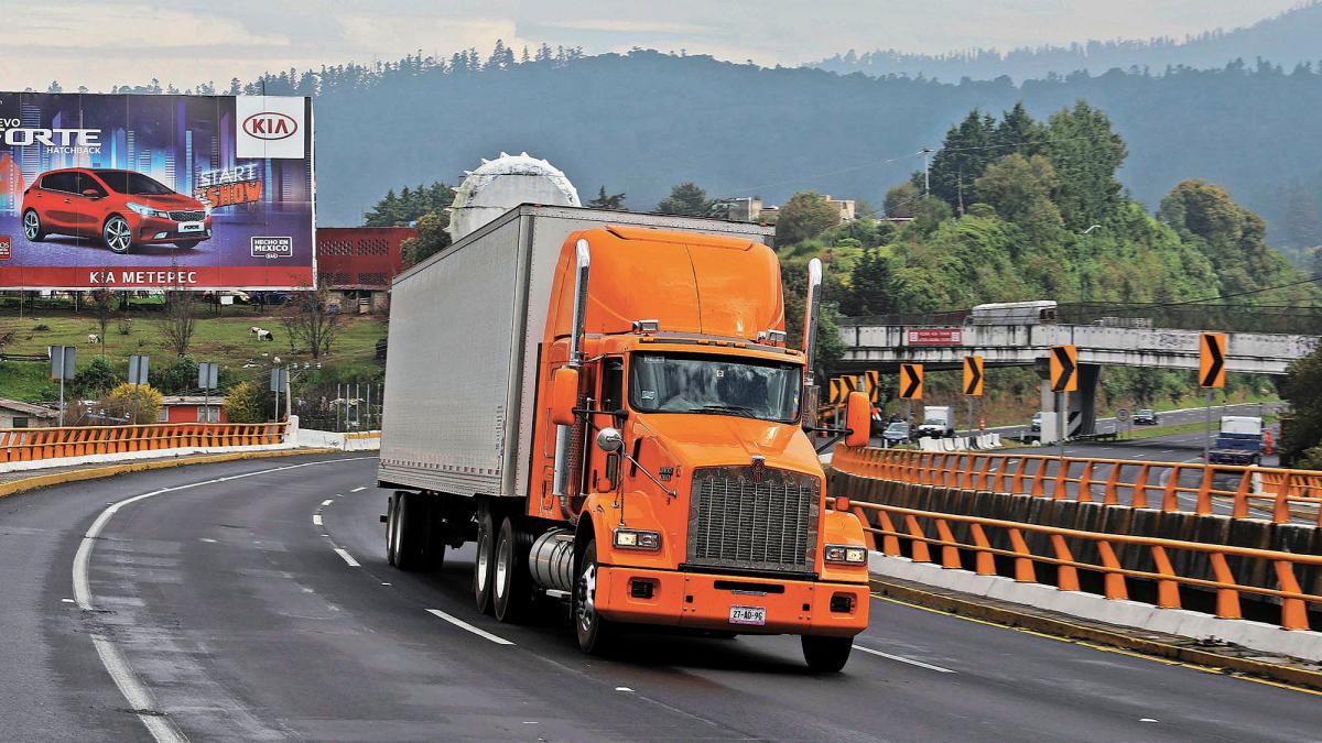 Irregularidades salariales y simulacro patronal en sector de autotransporte