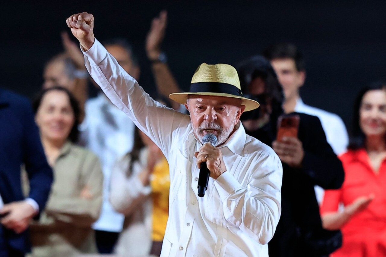 Lula oficializa candidatura a relección a sus 80 años en Brasil