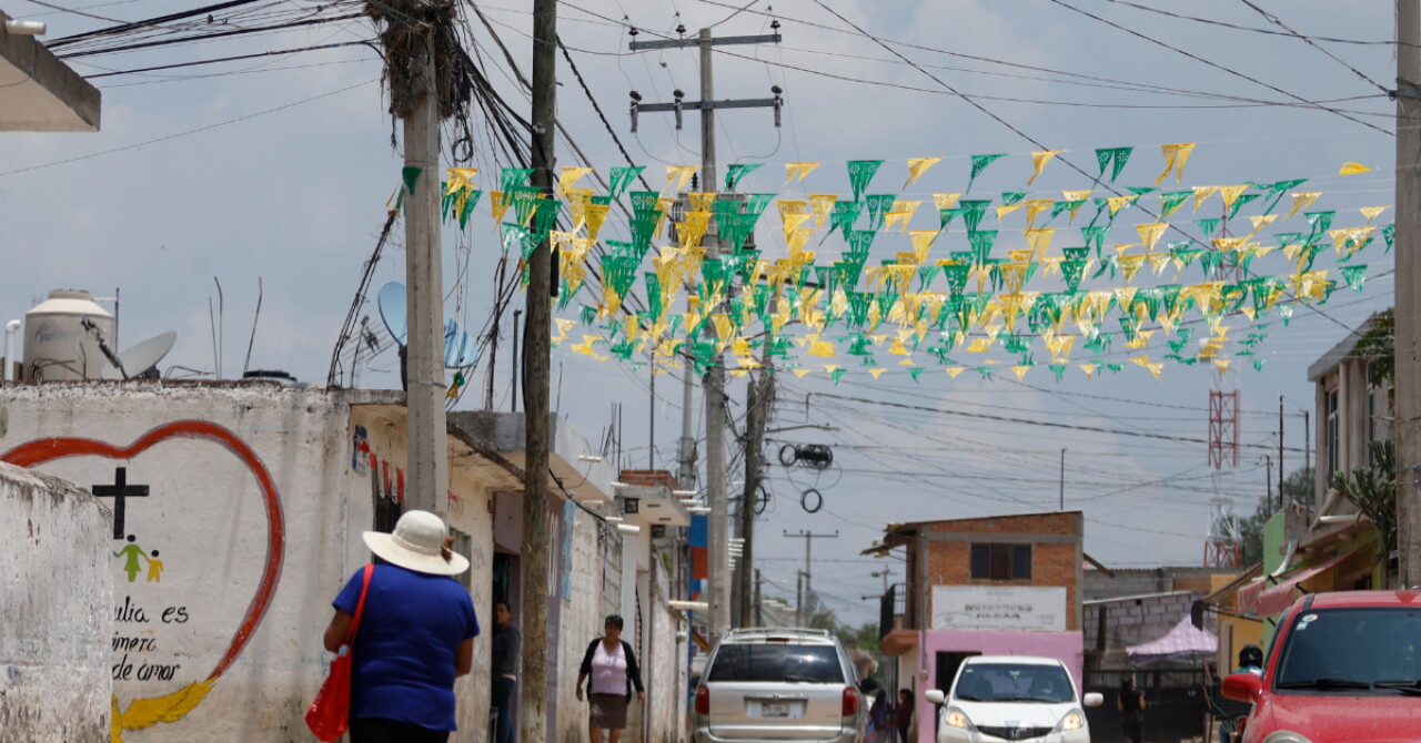 México recibe millonarias inversiones en centros de datos, pero los cortes de energía revelan la insuficiencia de su red eléctrica