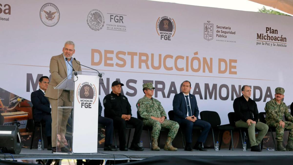 Michoacán destruye 721 tragamonedas para golpear al crimen con ingresos mensuales de 8.6 millones de pesos