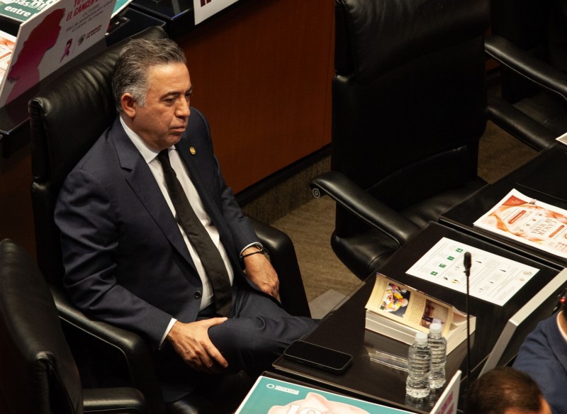 Morena destituye a Enrique Inzunza como presidente de la Comisión de Estudios Legislativos del Senado