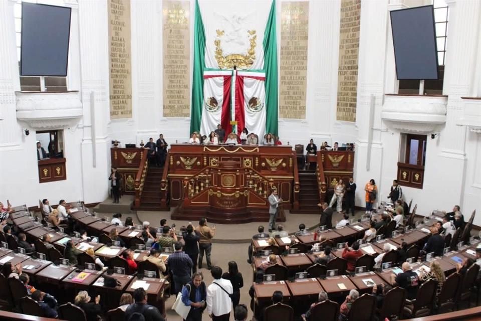 Morena abre diálogo con cámaras empresariales para dictaminar la Ley de Rentas Justas