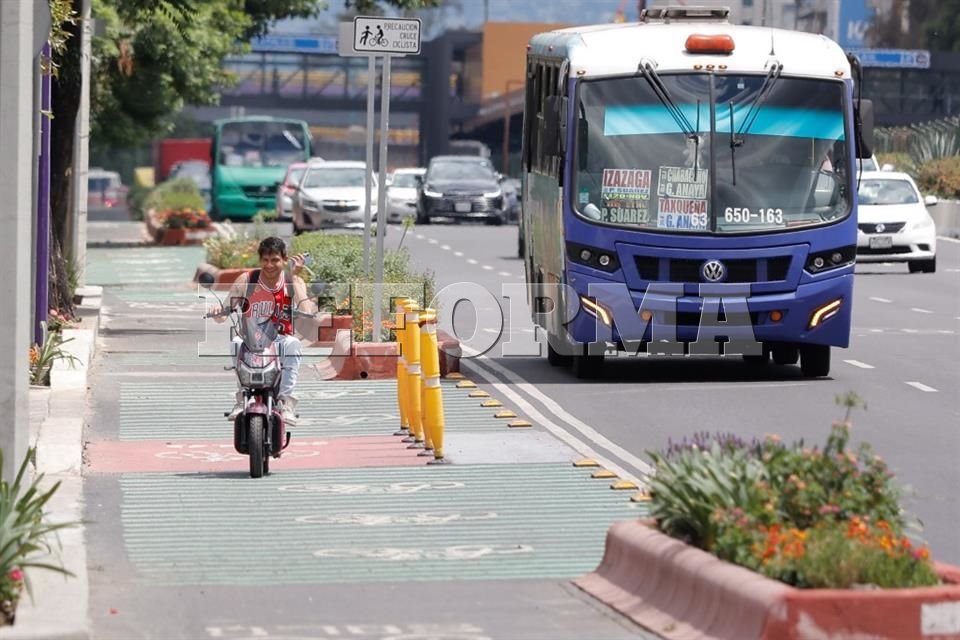 Prohíben motos eléctricas en ciclovías: multas de hasta 1,173 pesos
