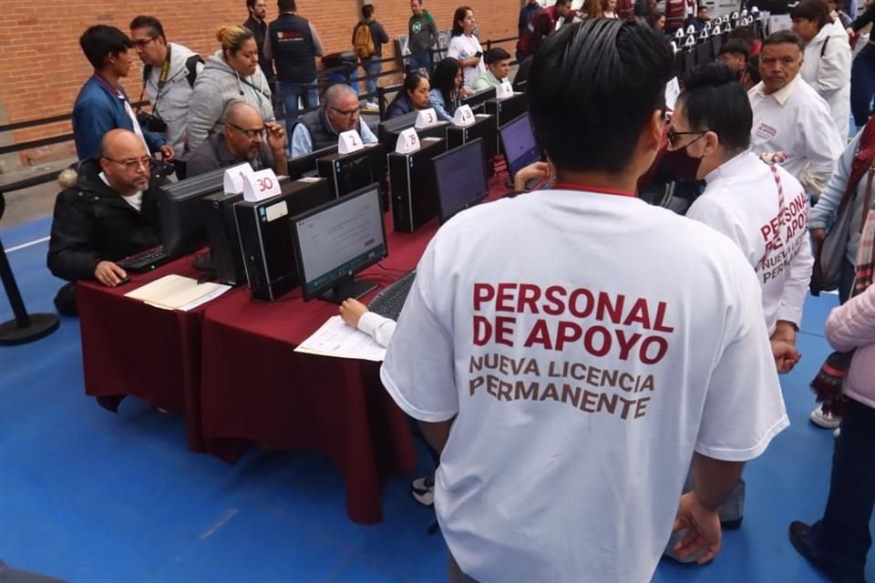 Congreso de la CDMX tendrá módulo para tramitar licencias permanentes de conducir