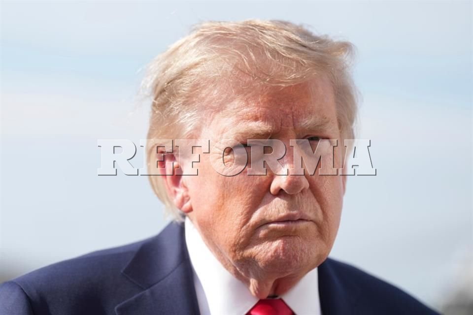 Trump amenaza con subir aranceles a Canadá al 50%