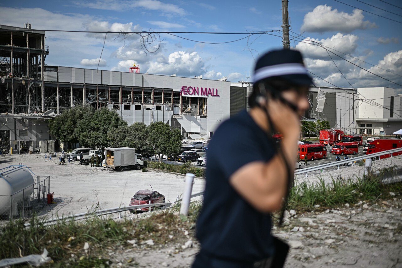 Terremoto en Japón deja 13 muertos; rescatistas buscan sobrevivientes entre los escombros de un centro comercial