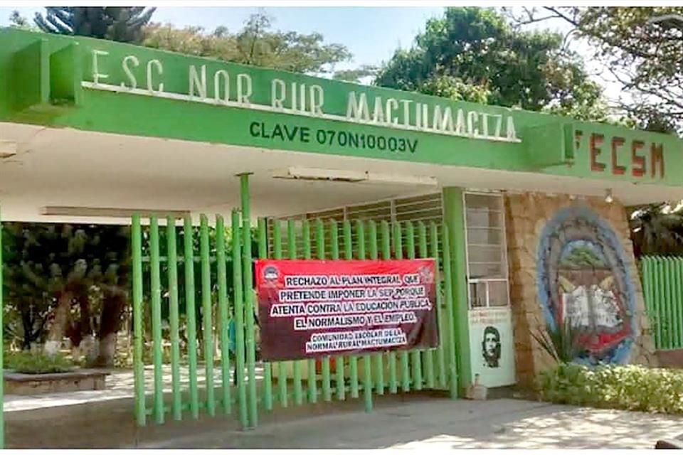 Denuncian torture y novatadas brutales en Escuela Normal Rural de Chiapas