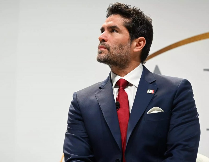 Tribunal Electoral rechaza suspensión de investigación sobre financiamiento de Eduardo Verástegui en 2024